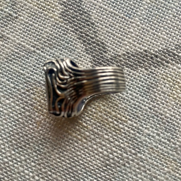 Silpada Sterling Silver LAVENDER FIELDS Statement Ring - Picture 7 of 9